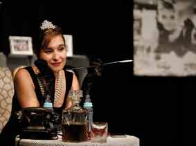 Daniela Michel – En Suite – Allein mit Audrey Hepburn