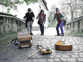 Folkmidable – Colour-Folk-Music-Entertainment