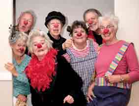 ClownCompagnie plusminus – Protzen. Scheitern. Jubilieren. ... immer wieder!