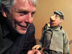 Theater ME, MYSELF AND I – Izy und sein Schatz