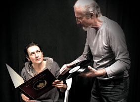 Die Bühnenstürmer – Liebe/Lähmung